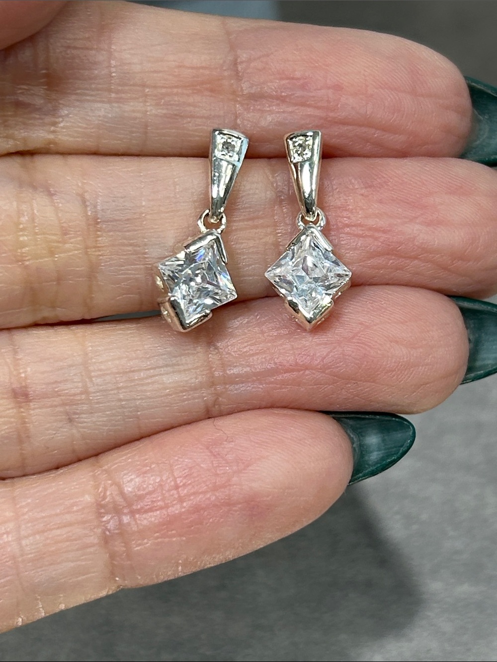 925 Sterling Silver White Cubic Zirconia Princess Cut Drop Earrings